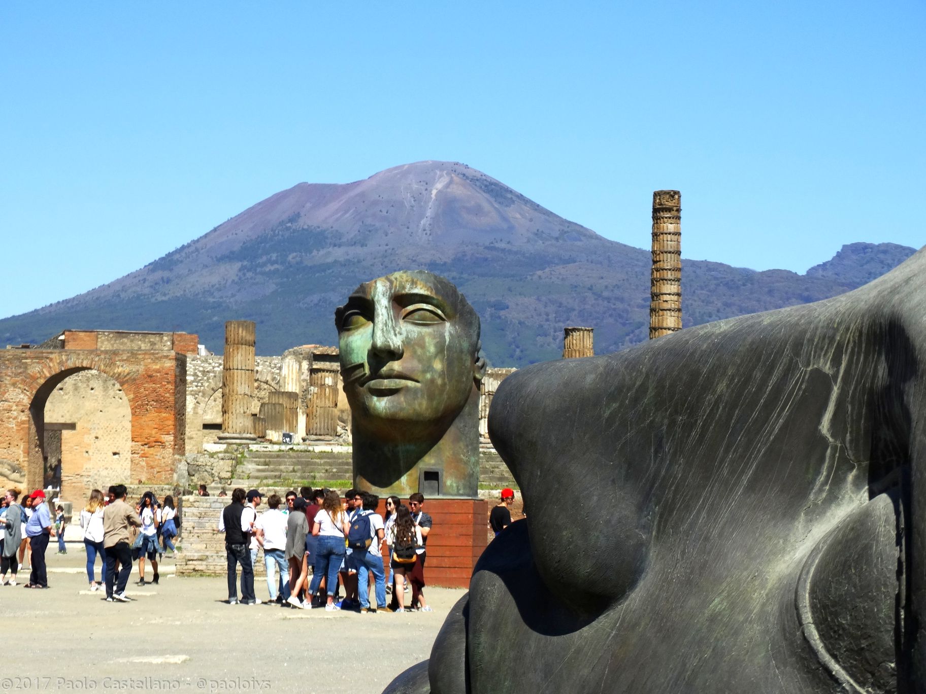 Igor Mitoraj Masterpieces In Pompei 16 17 Ivsedits